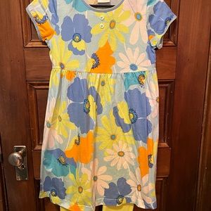 A pretty Hannah Anderson dress in size 10 (140).